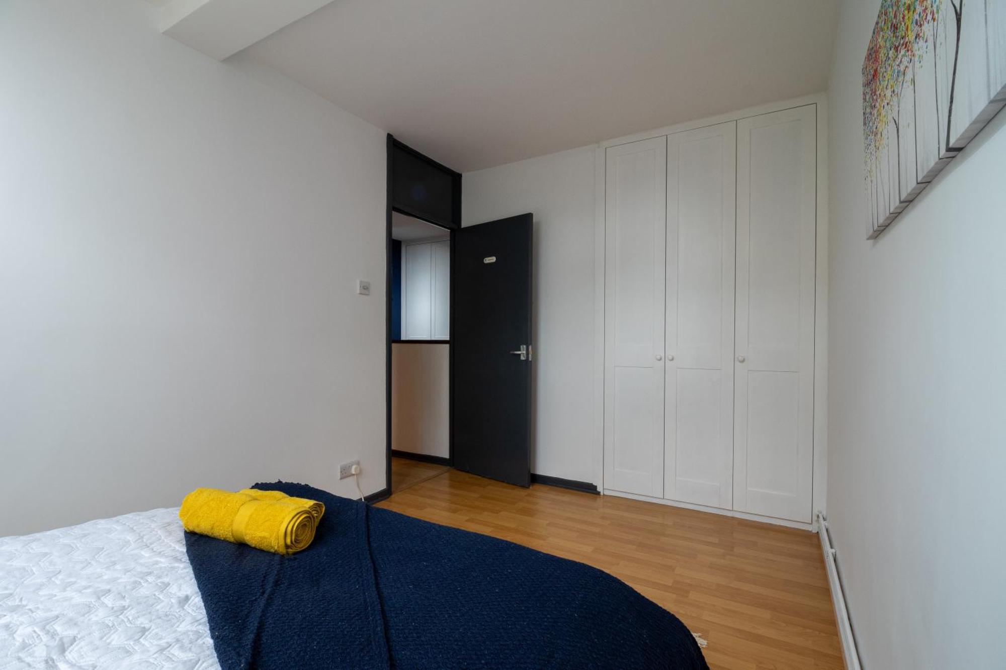 Apartamento Cosy Family Retreat With Garden & Workspace
