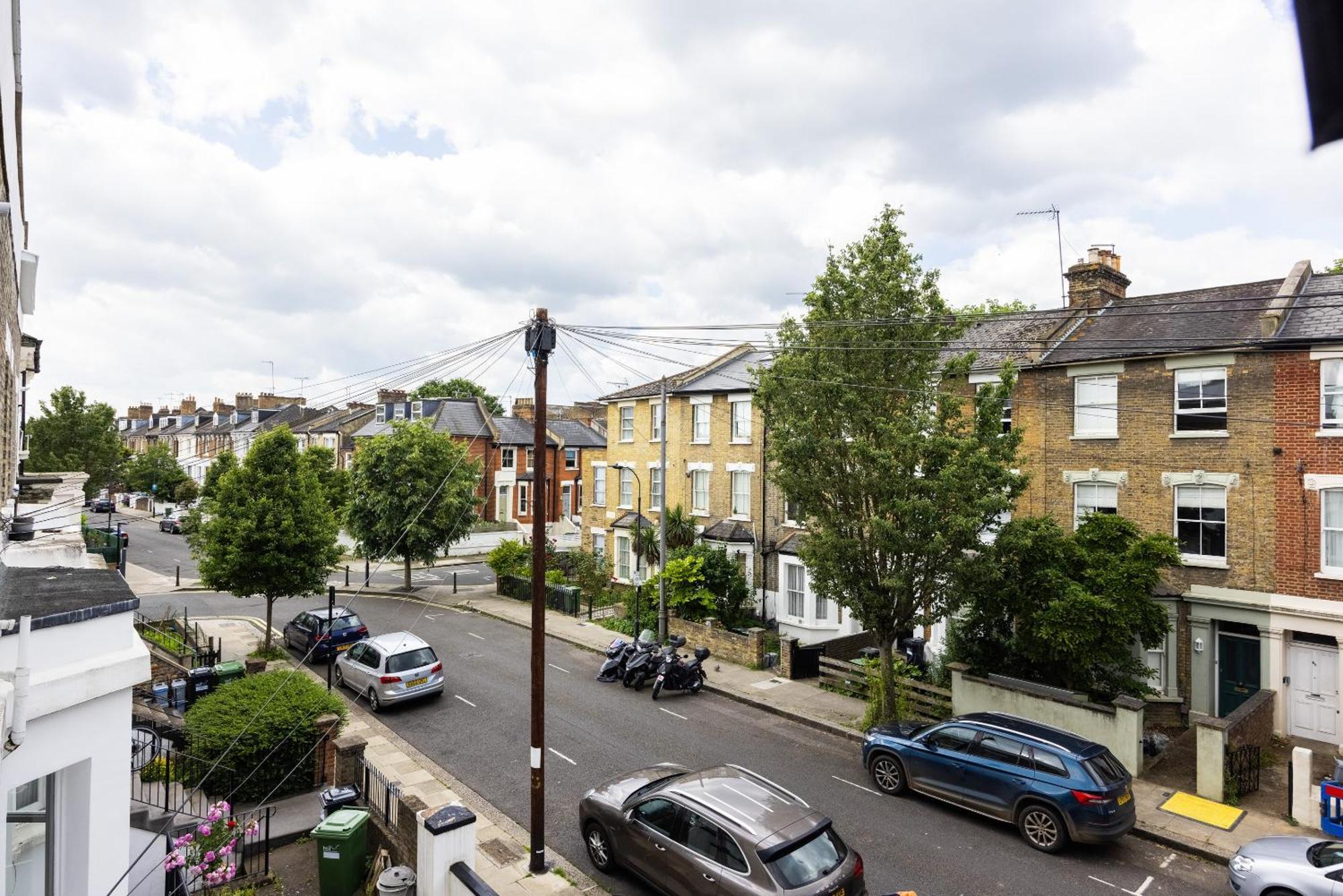 Apartment Beautiful 3-bed In Shepherd's Bush *
