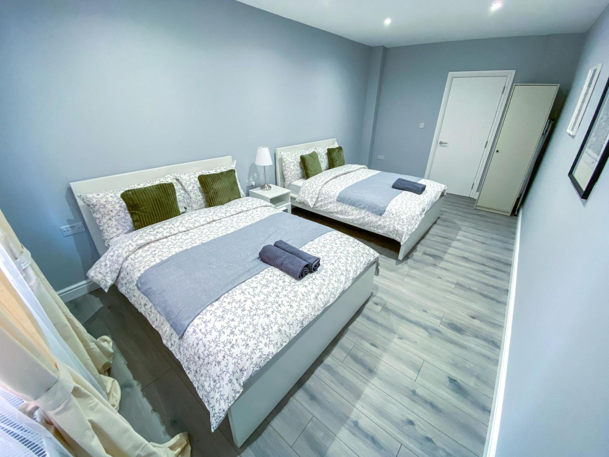 Modern 1-bedroom Flat, 5 Guest, - F2 * Londen