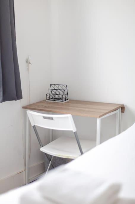 Apartment Spacious & Chic 3-bed House Near Central London