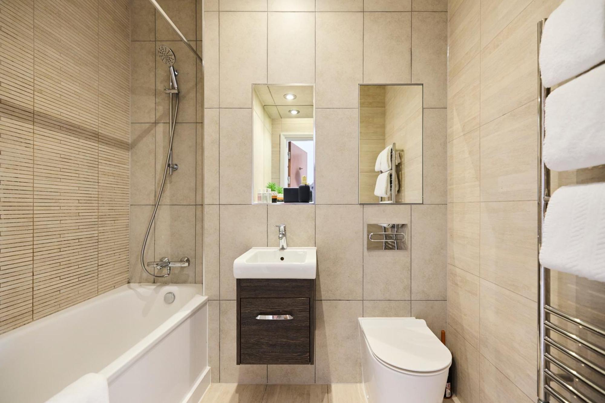 The Harlesden Wonder - Captivating 3bdr Flat * London