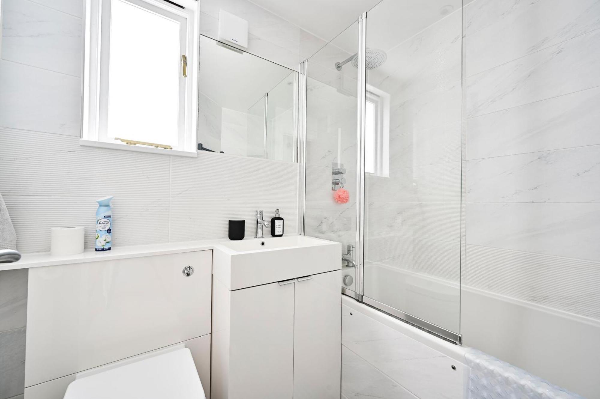 Leilighet New Chic 3-bed Flat In Clapham *