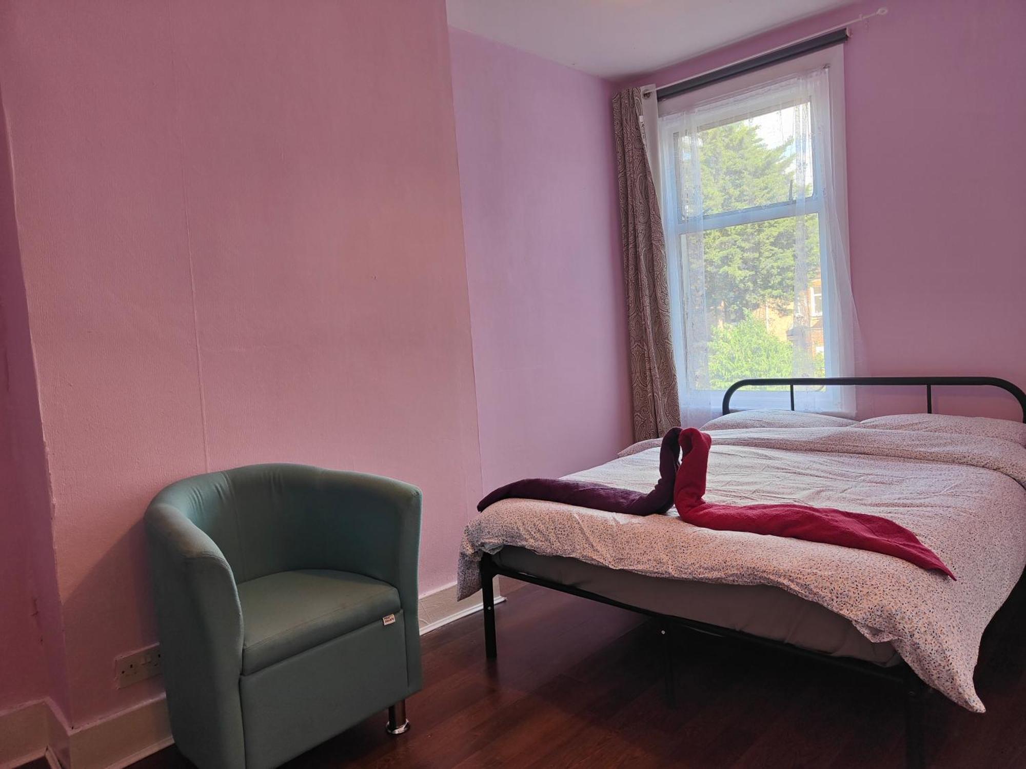 Charming Double Bed Retreat Guest house