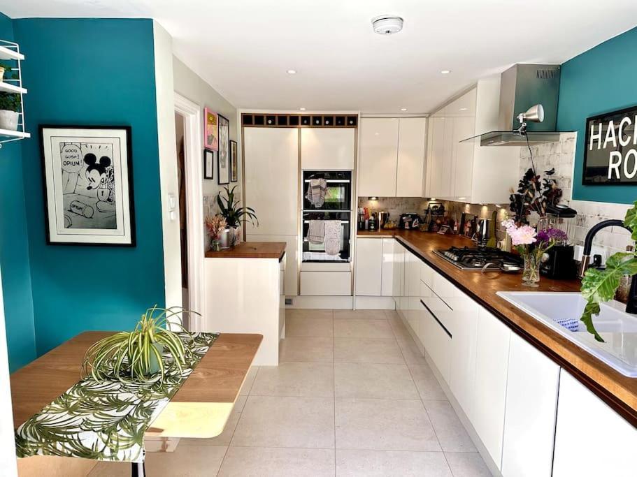 Apartment Stylish 2 Bed In Perfect East Location
