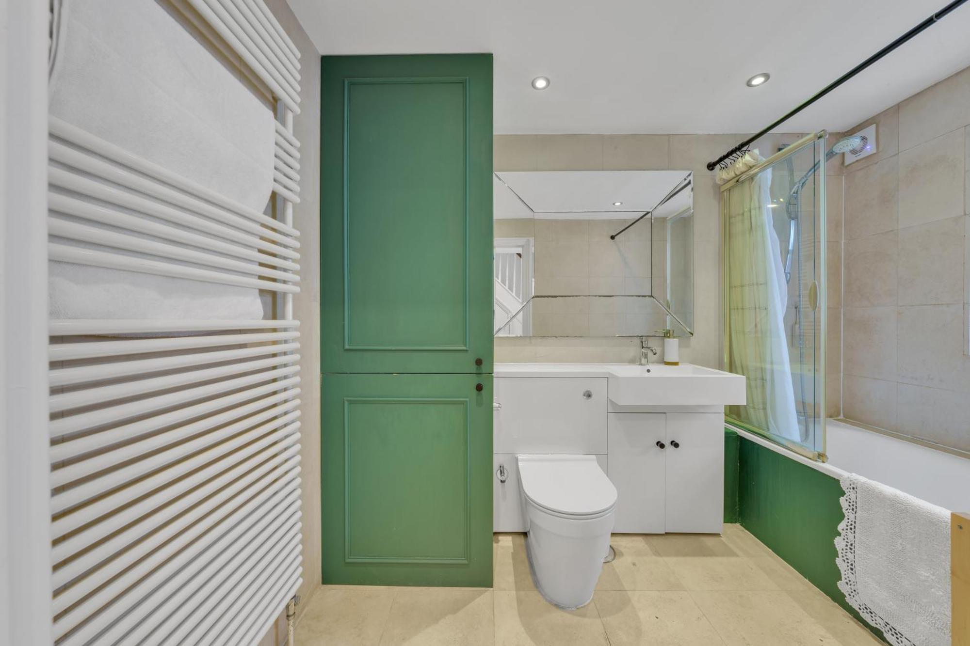 Mews House In Maida Hill With Free Parking Holiday home London