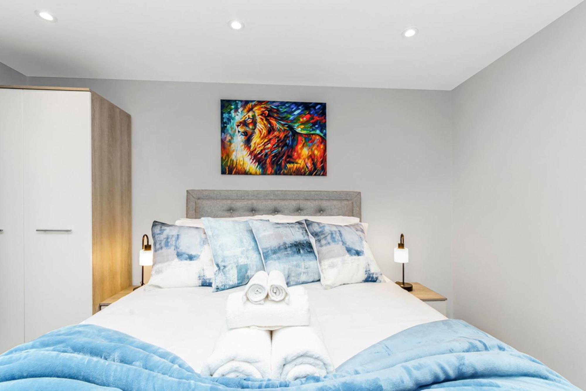 Elegant Hither Family Holiday home London