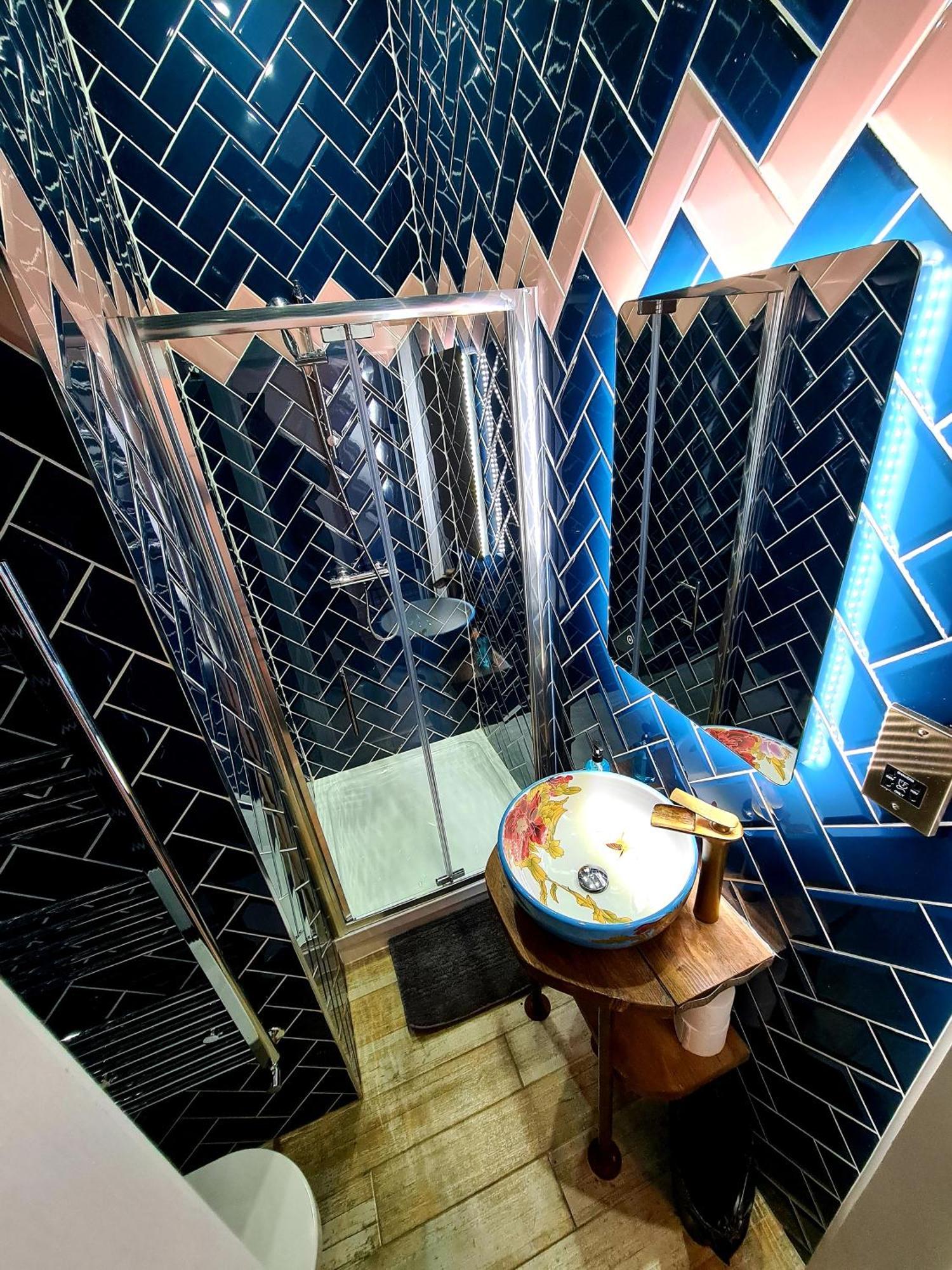 Angel Townhouse Hotell 3*