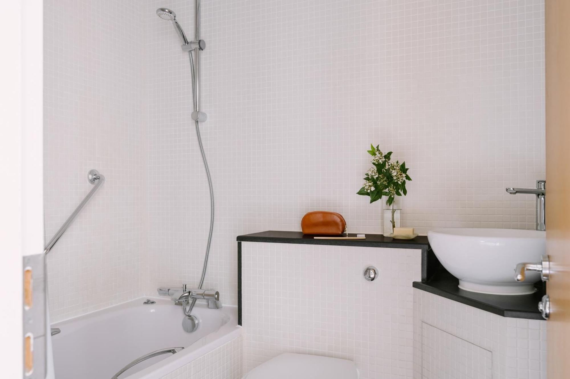 Hotel Sonder Kensington Gardens 3*