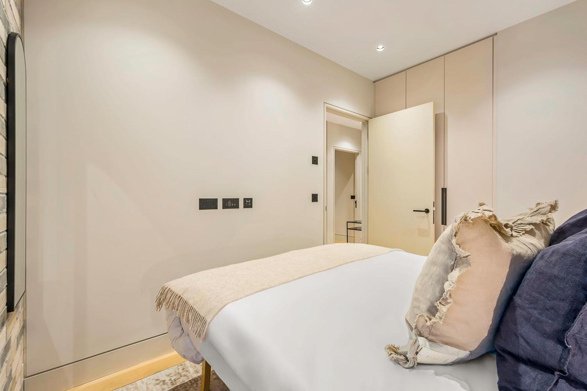 Apartment Be - The Bloomsbury Residences London