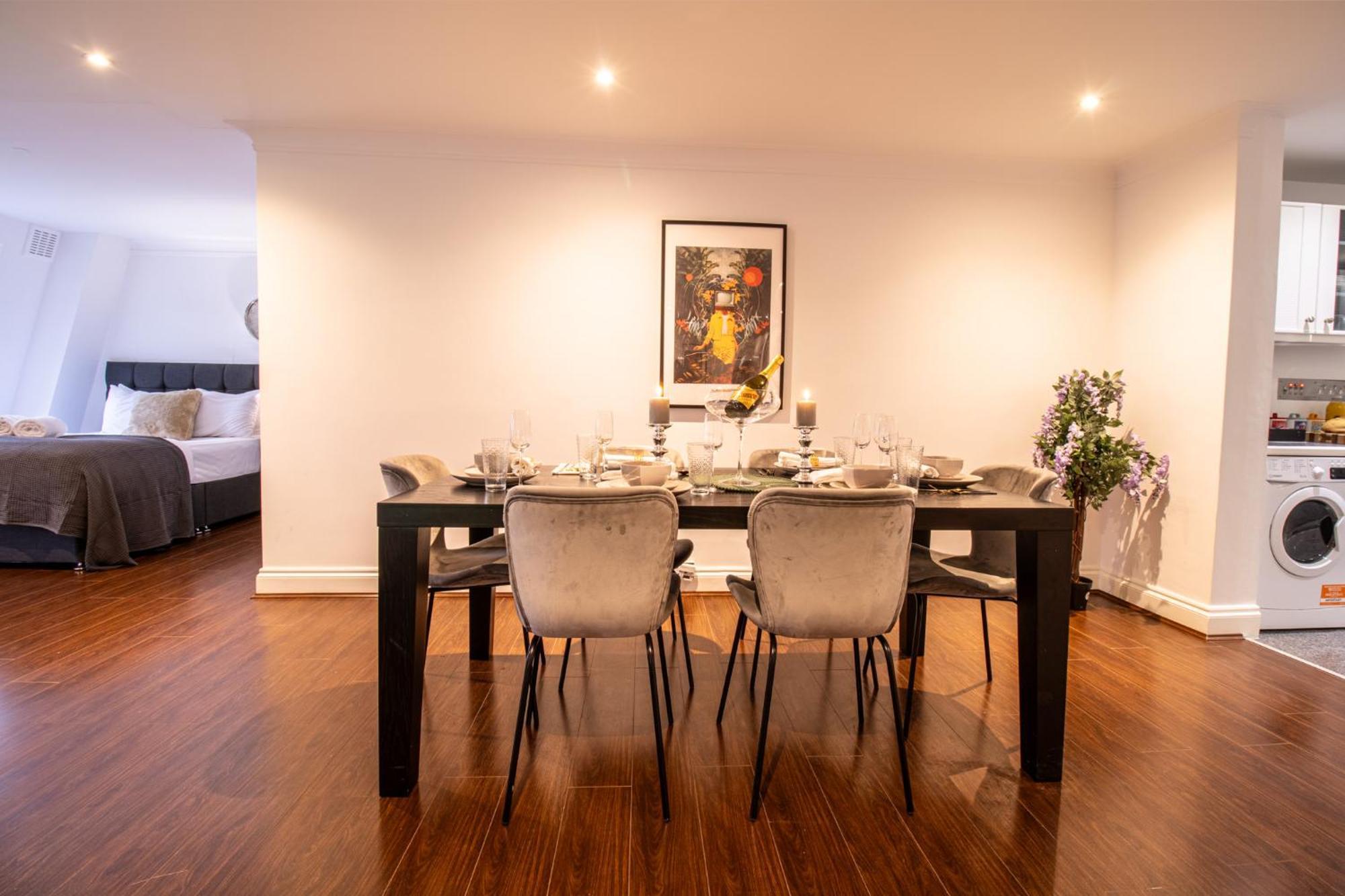 Leilighet Spacious 2 Bedroom Flat With Pool Table Opposite Green Park 7 London