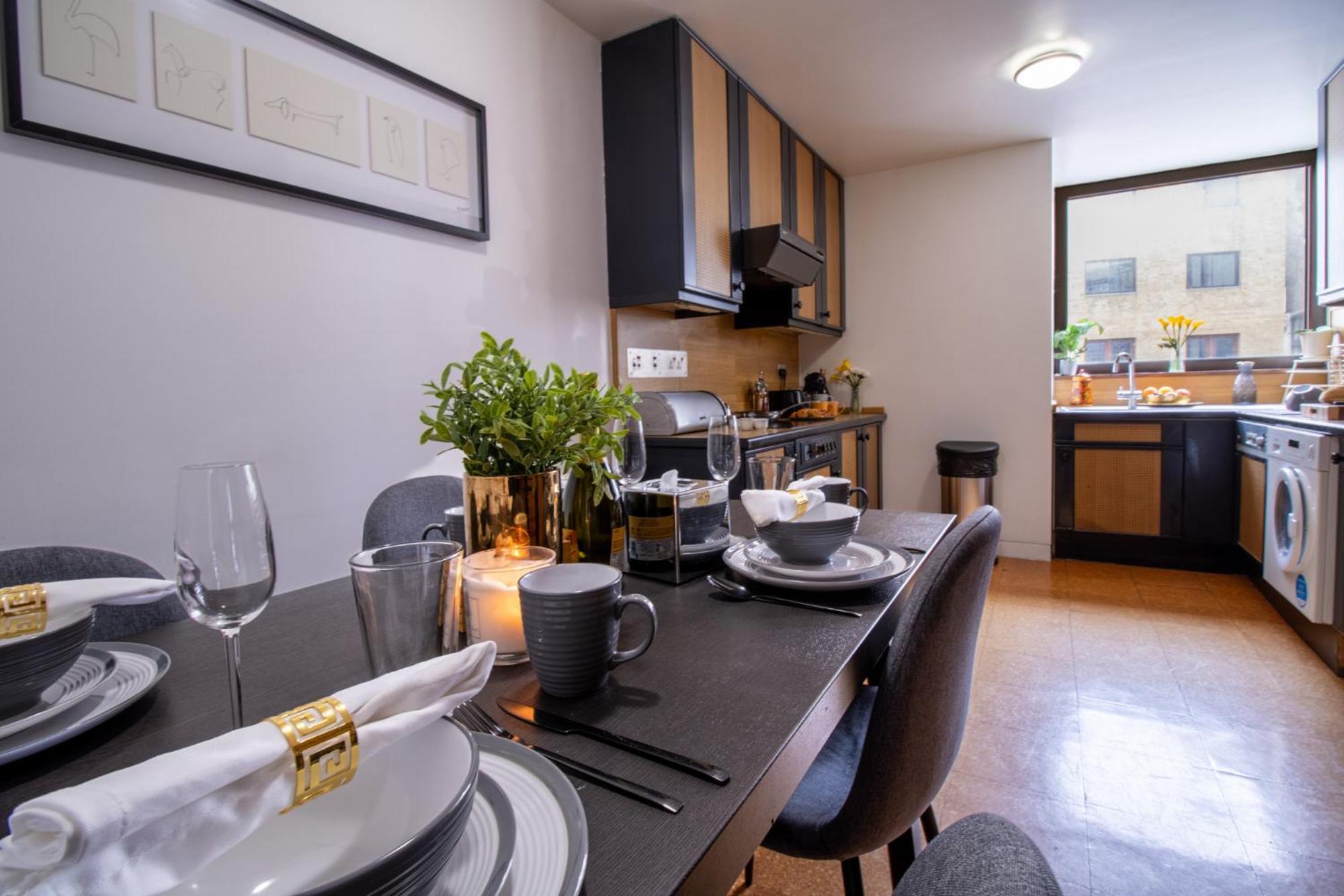 Spacious 2-bedroom In Piccadilly 6100p Apartment London