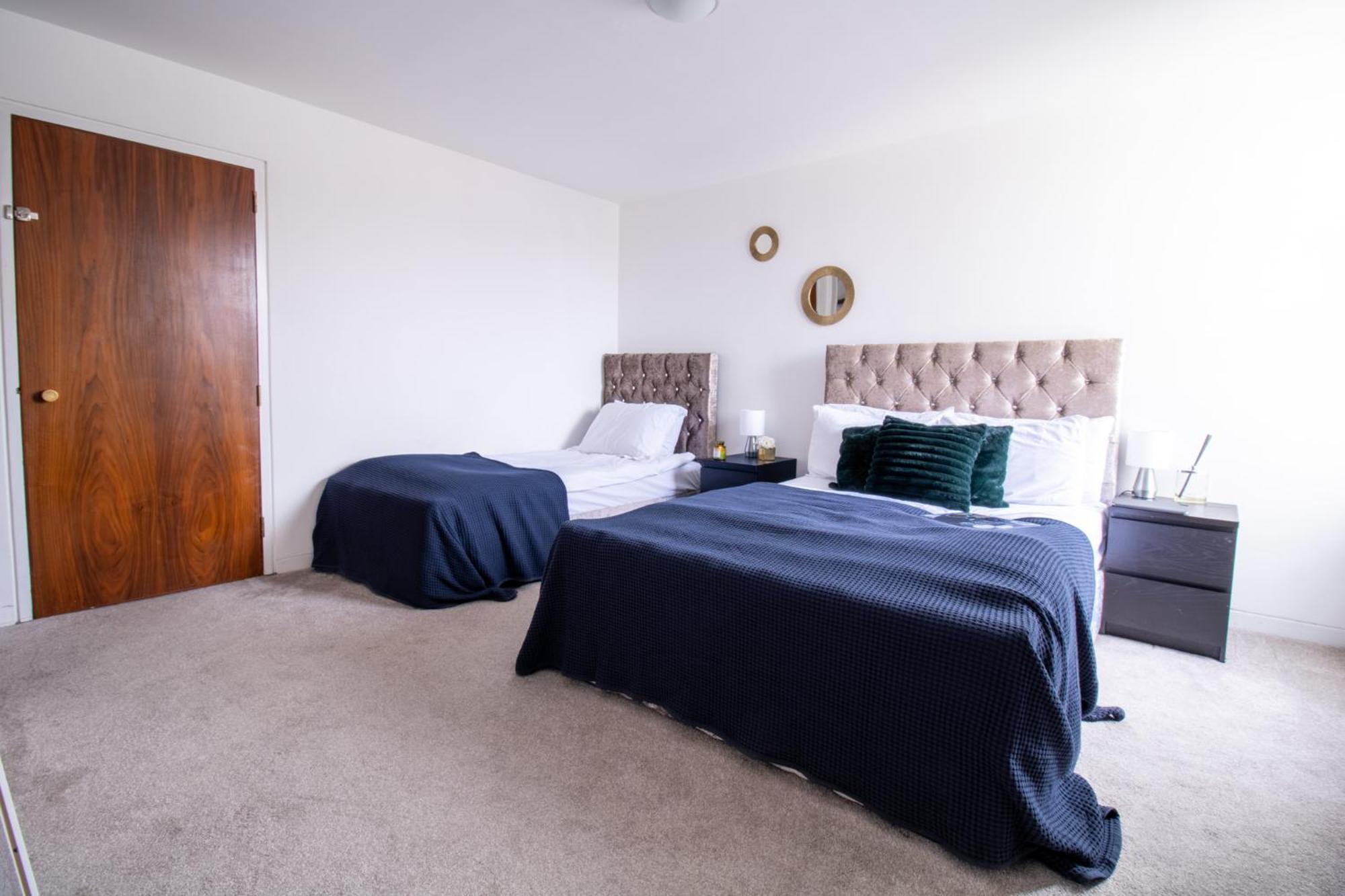 Spacious 2-bedroom In Piccadilly 6100p Apartment *