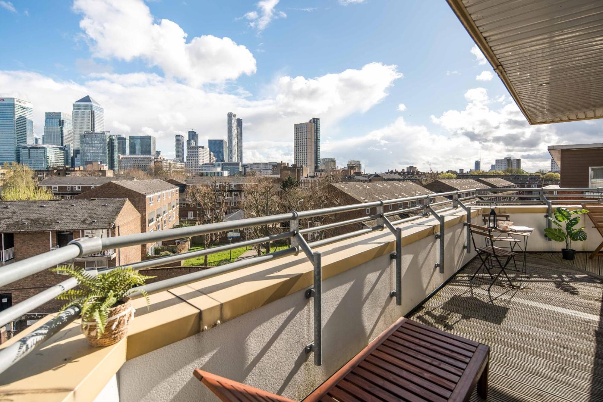 Canarywharf By Sleepy Apartment