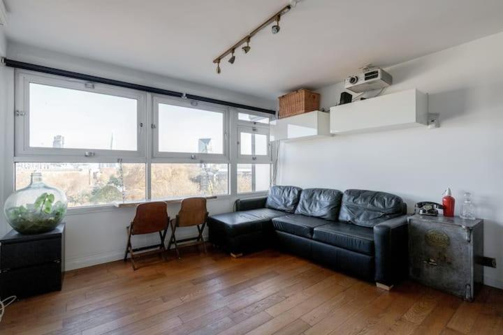 Guestready - Stylish Skyline Views, * London