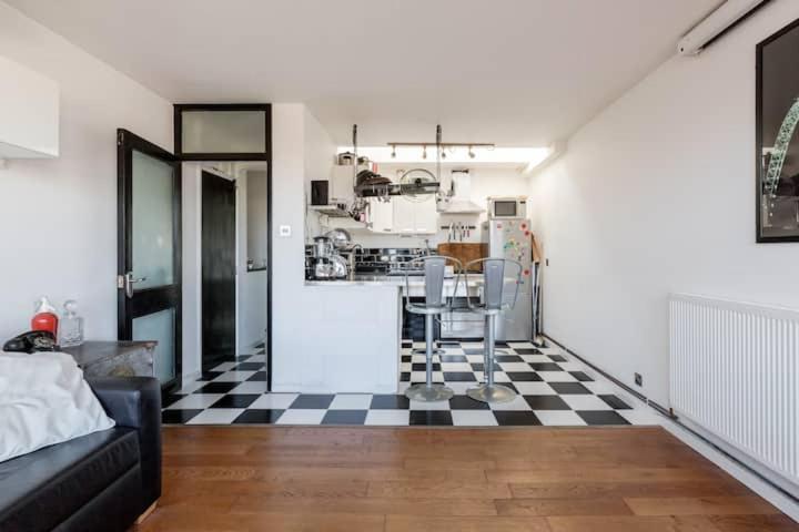 Apartment Guestready - Stylish Skyline Views,