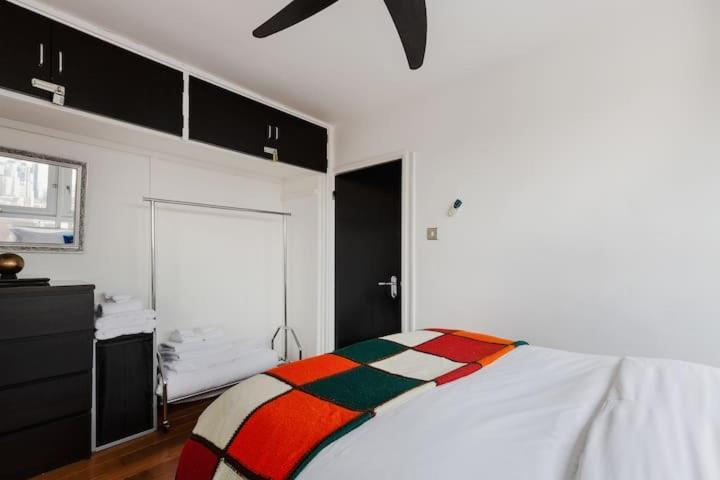 Guestready - Stylish Skyline Views, Apartment London