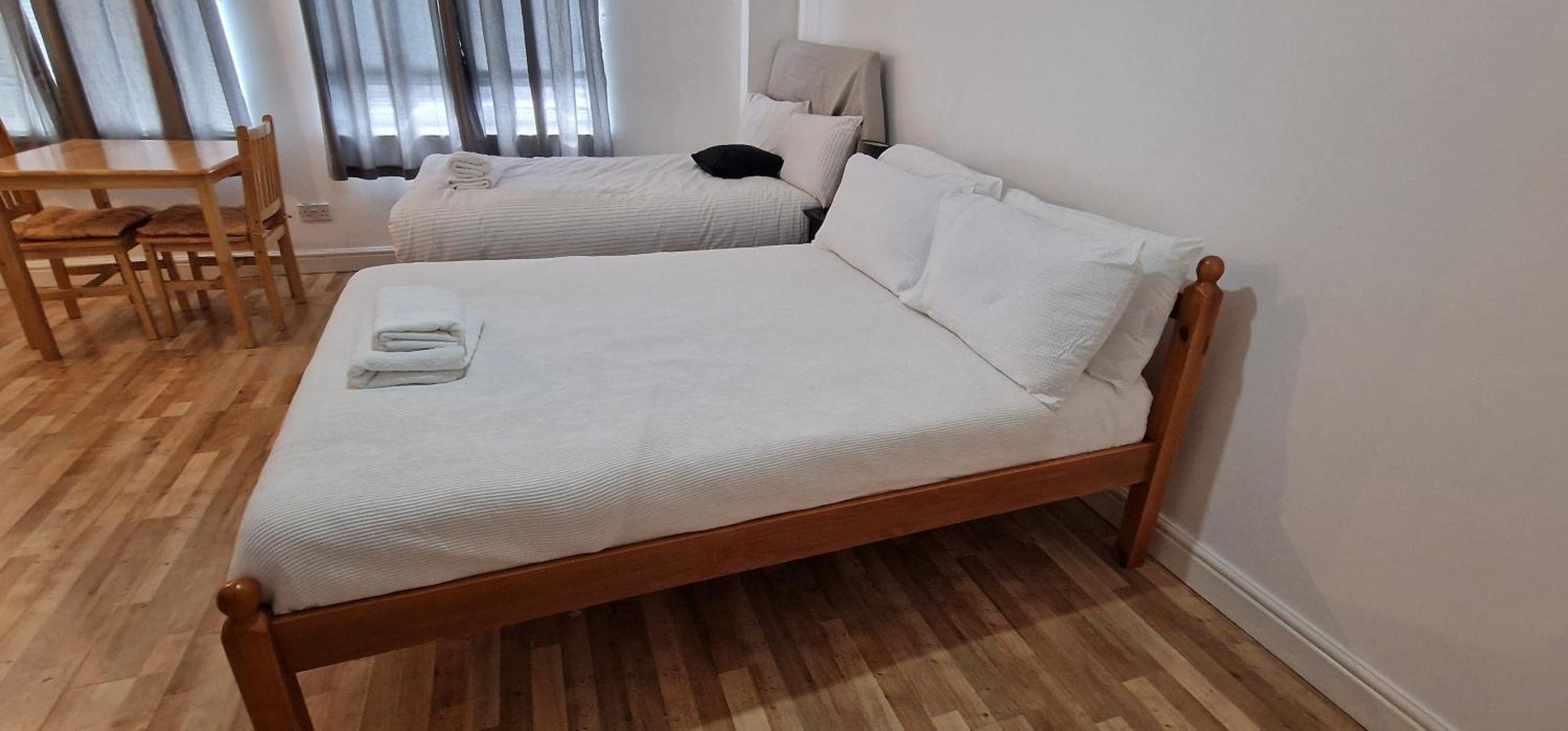 Urban Retreat In Apartment *