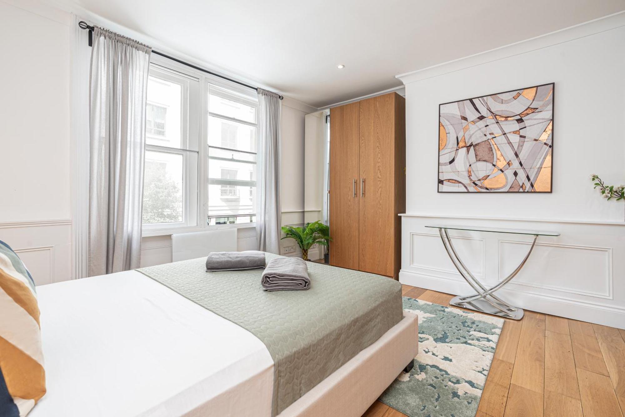 Park Apartment *