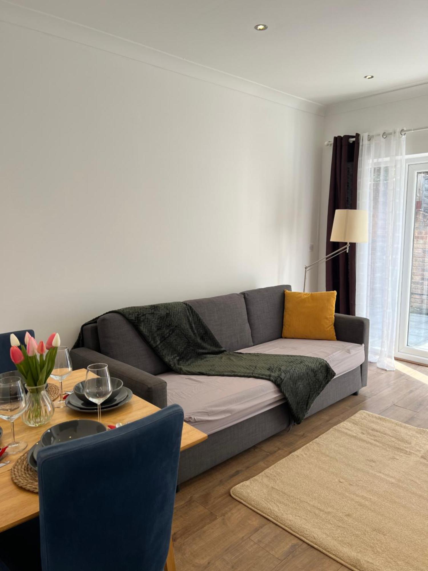 Lovely Garden Flat Near Emirates Stadium And Kings Cross St Pancras Station Apartment *