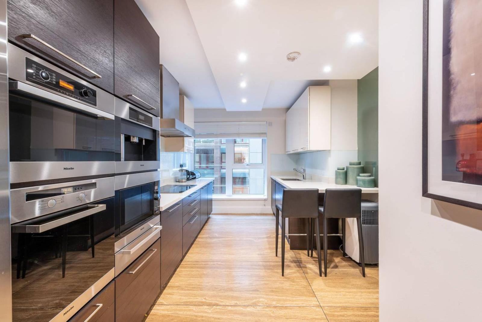 Super Luxury Stylish Large Mayfair 2500sqft * London
