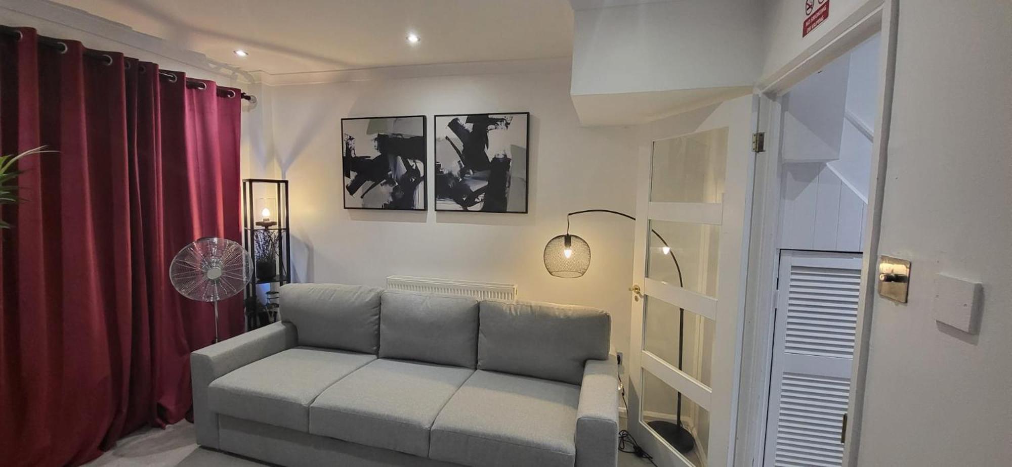 Holiday home Delight Home-london Airport & Excel London