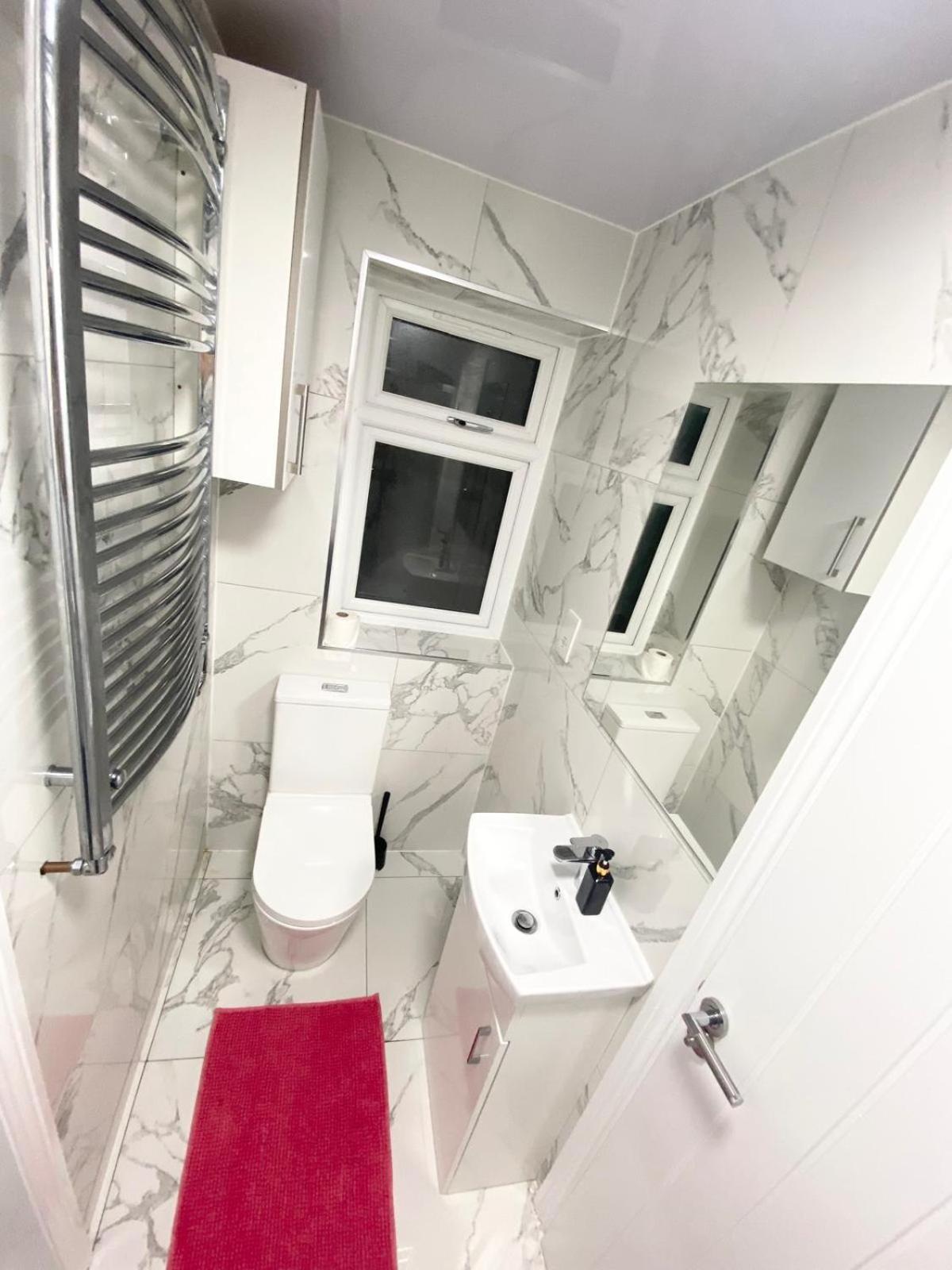 Сasa de vacaciones The Royal Boutique Regent By , Sleep 8
