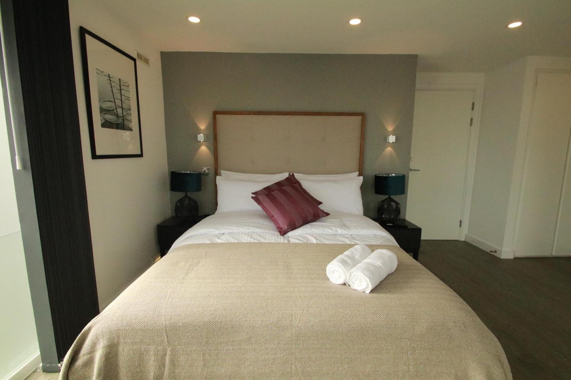 Ft5 Penthouse * London