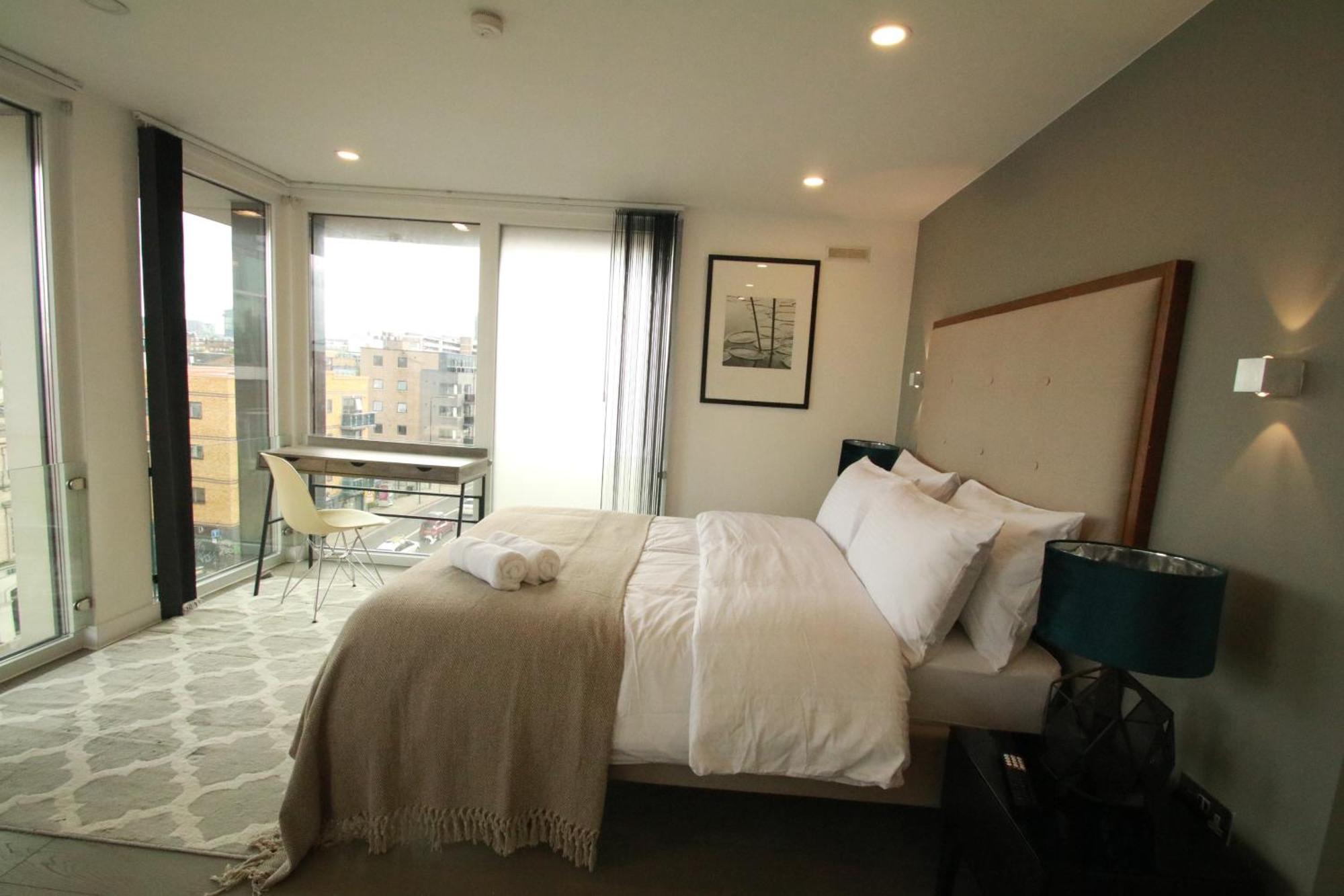 Ft5 Penthouse * London