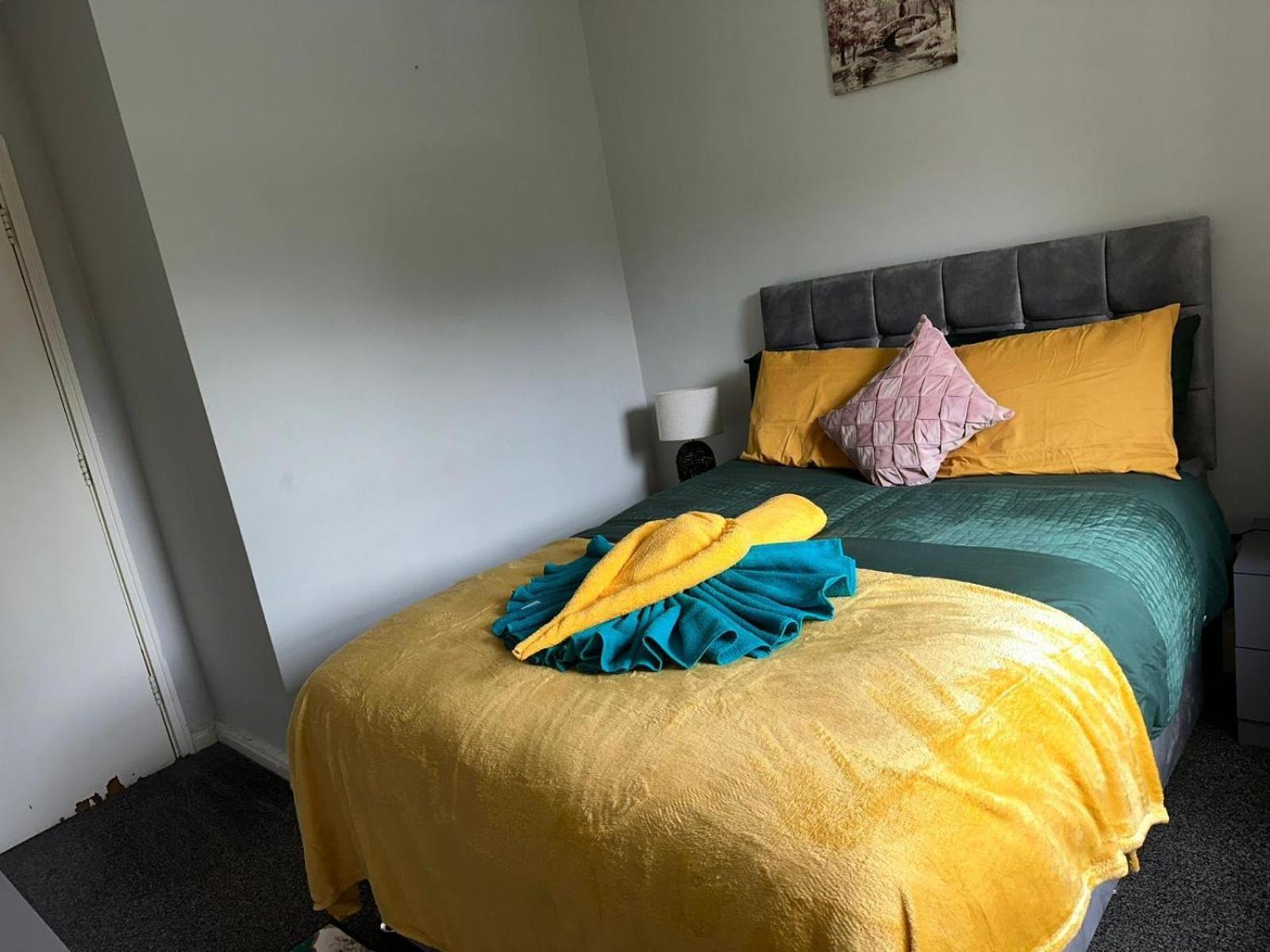 Cosy Private Two Bedroom Apartament In Kensinghton Can Fit Up To 8 Guests Apartment *