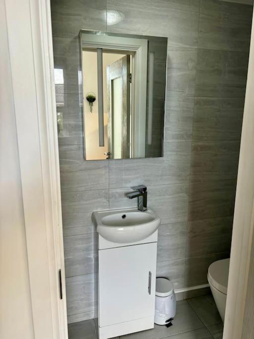 Apartment Zee Homes W6 *