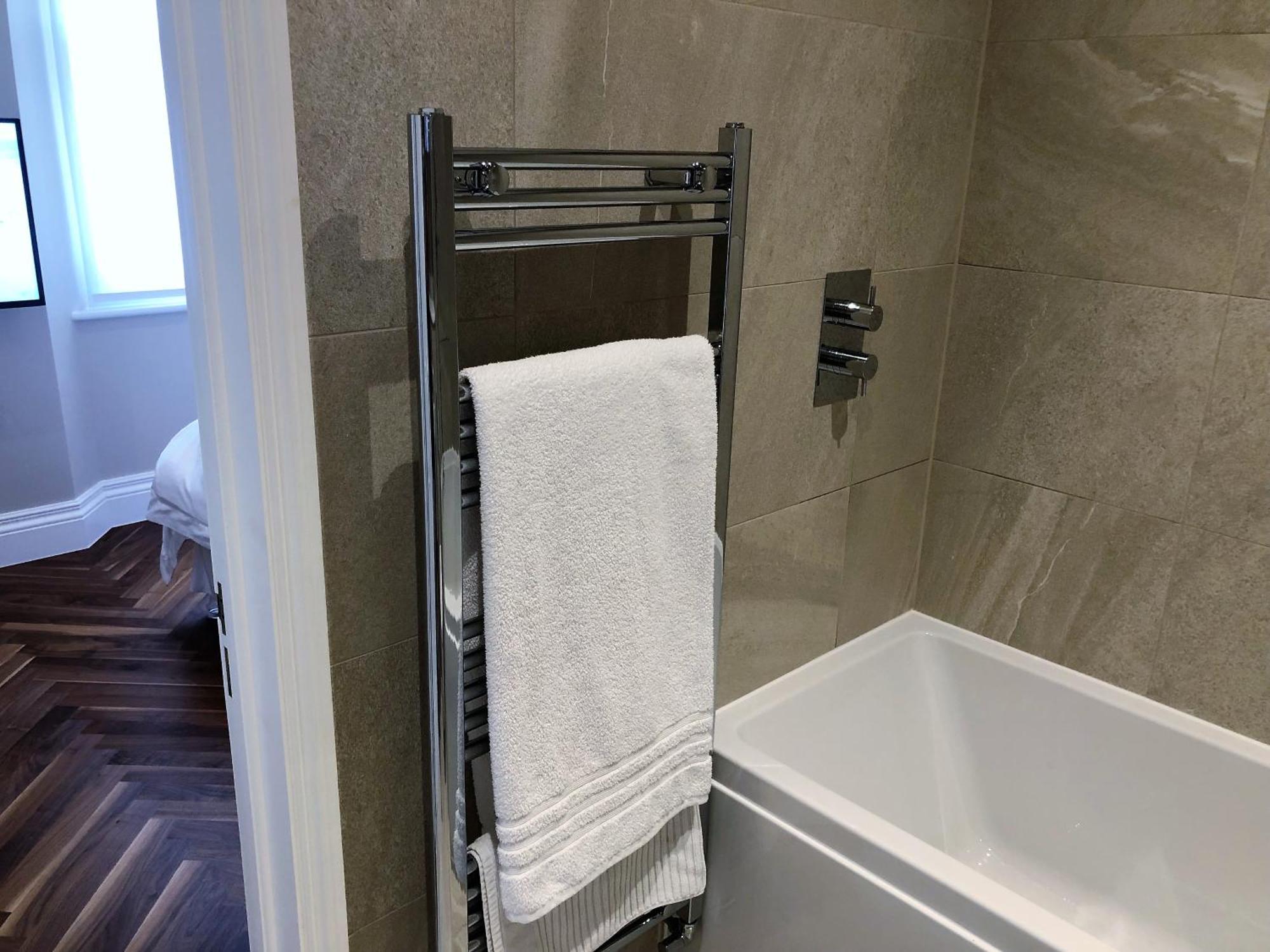Sw6 Near London! A Double Bed And Private Bath Londen