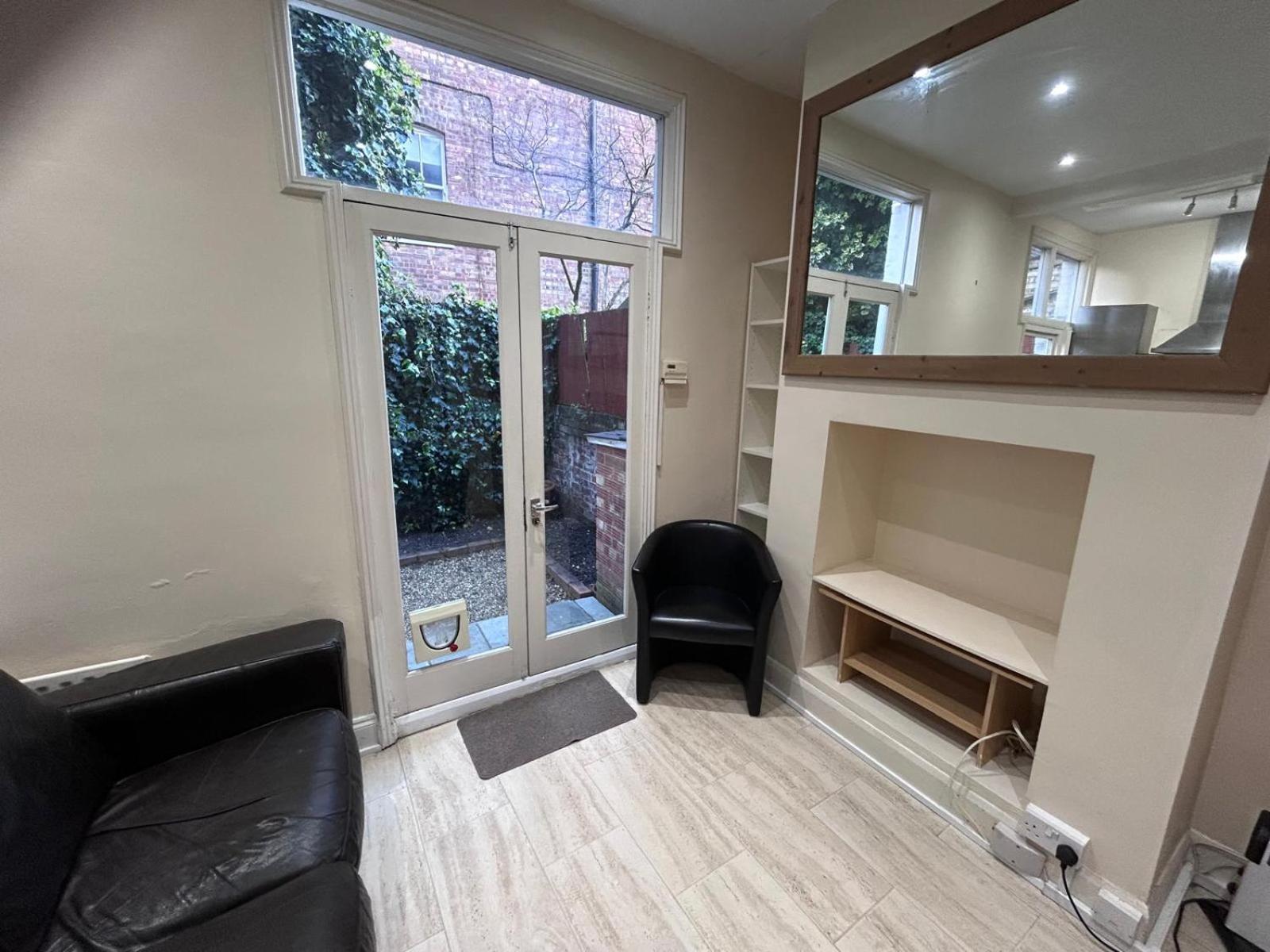 4 Bedroom Ground Floor For Up To 7 Guests