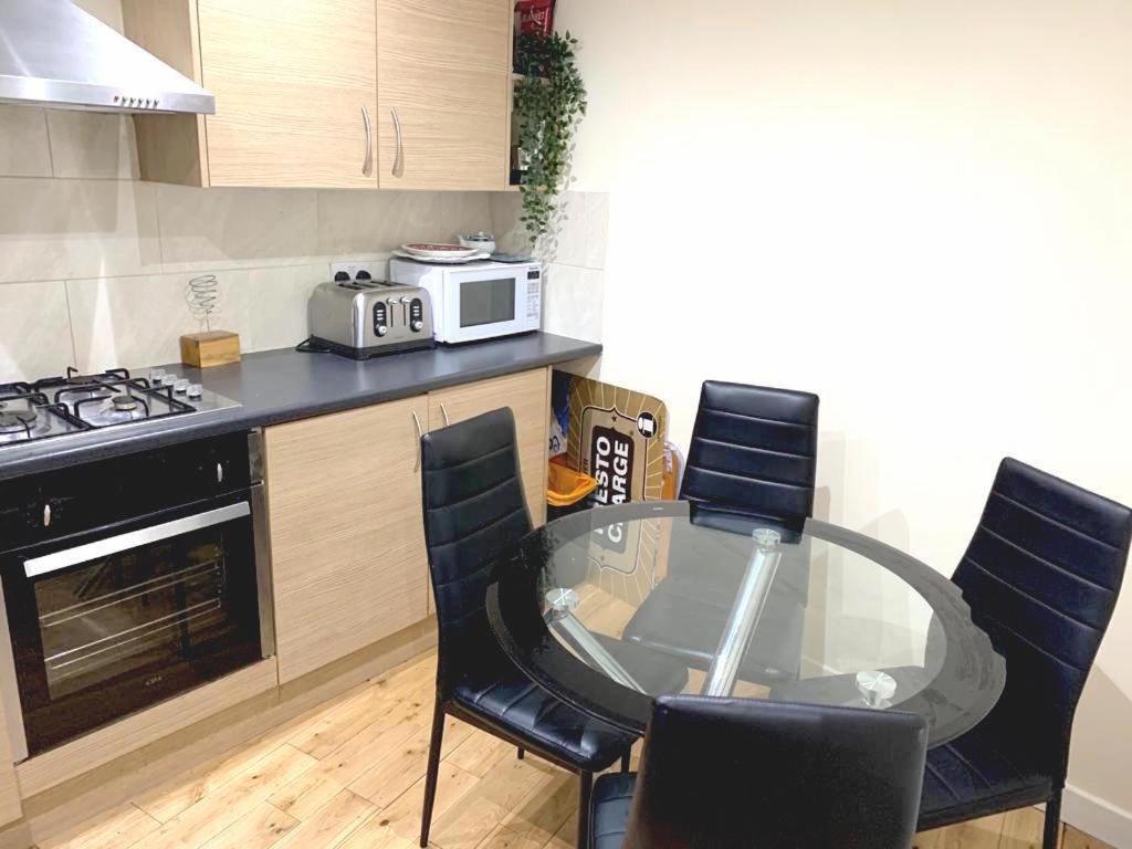 London's East End 2 Bedroom Appartement *