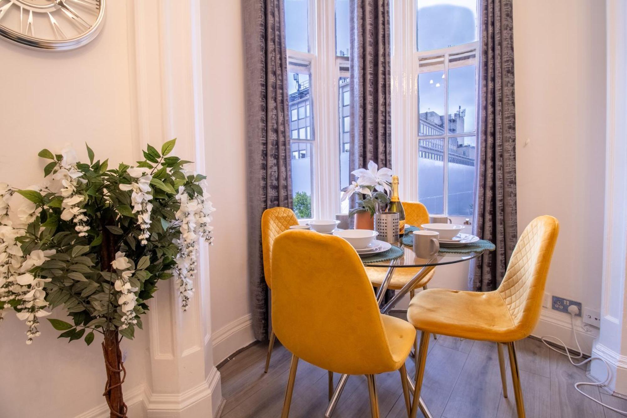 Leilighet Spacious 3-bedroom In Exclusive Mayfair 7gc *