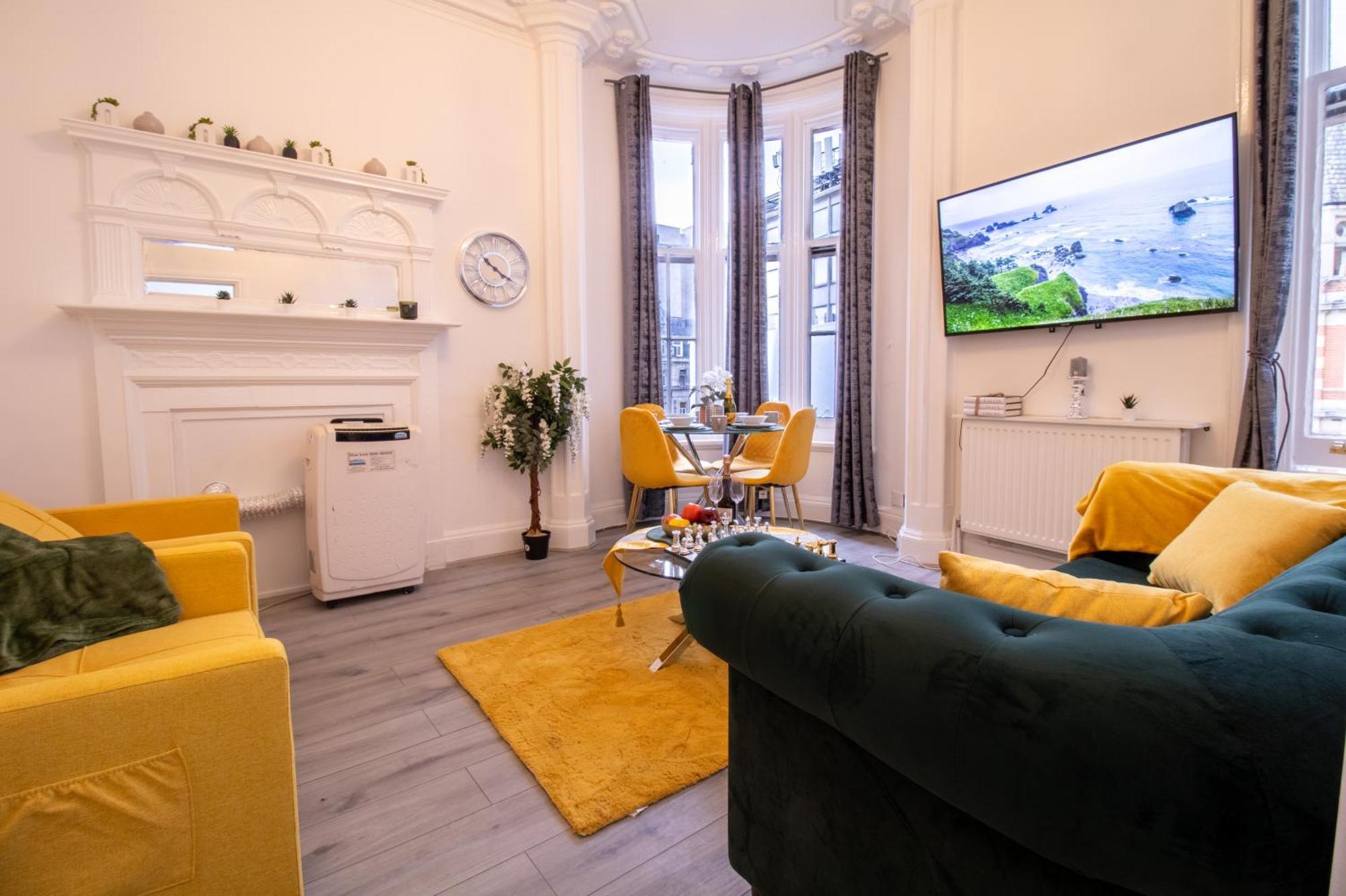 Leilighet Spacious 3-bedroom In Exclusive Mayfair 7gc London