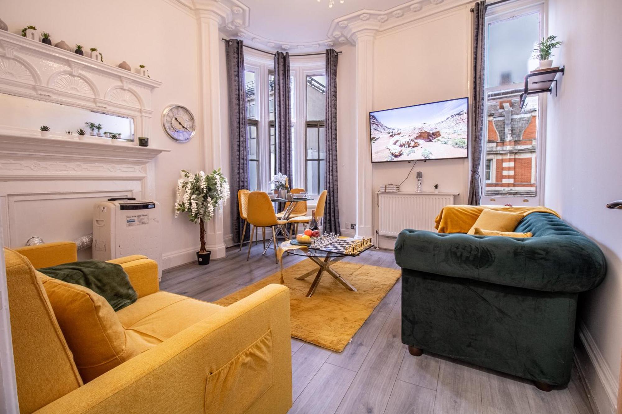 Leilighet Spacious 3-bedroom In Exclusive Mayfair 7gc London