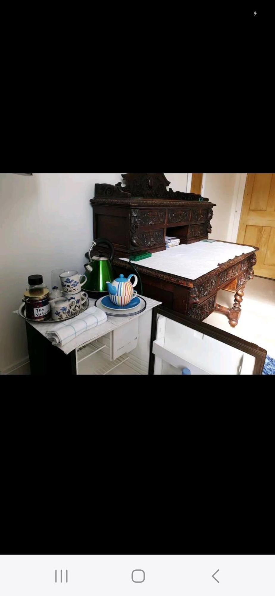 Homestay, Upmarket, Wimbledon & Southfields; Beside Tube; * Londen