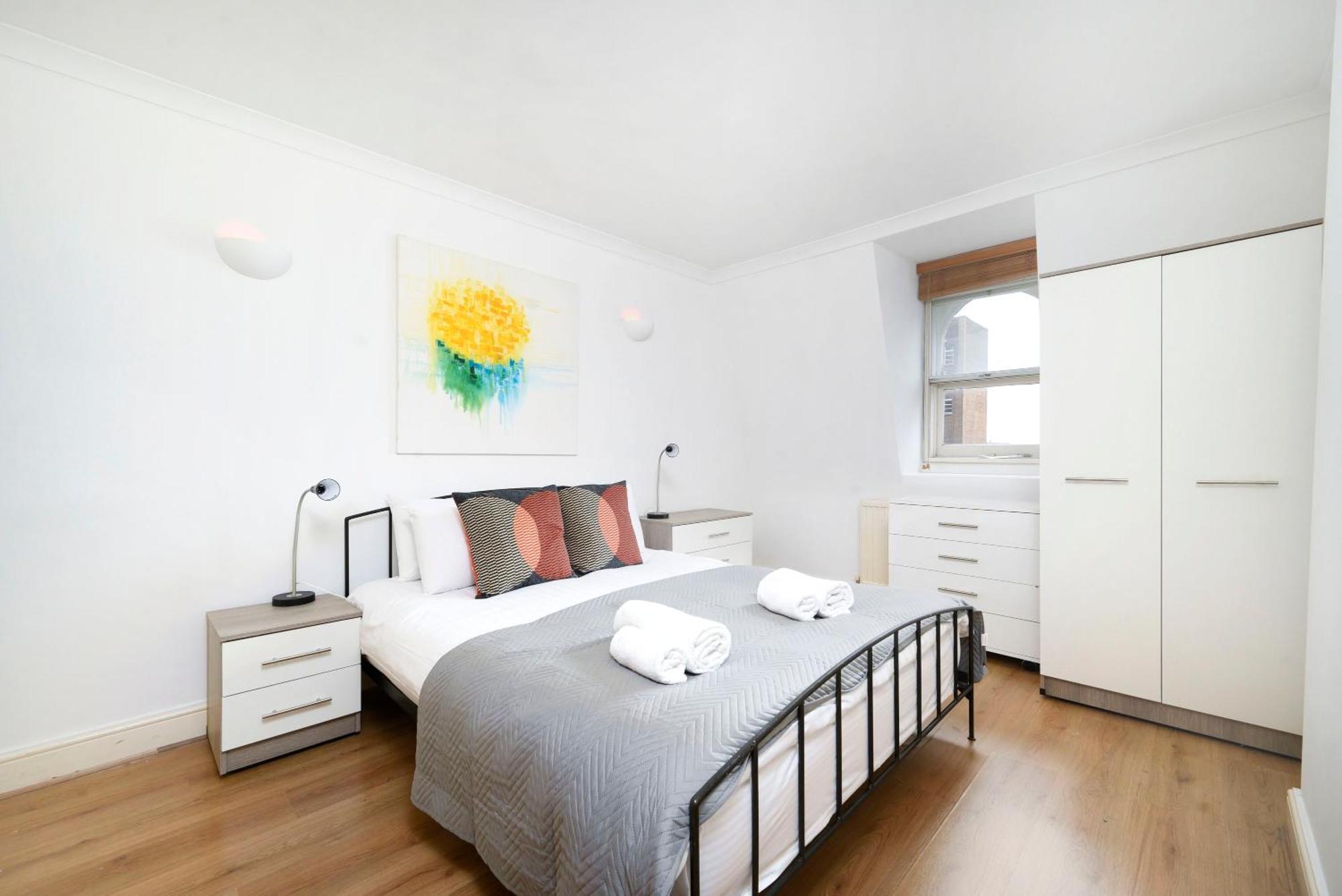 Wonderful 2br Flat On Richmond Street Apartment *
