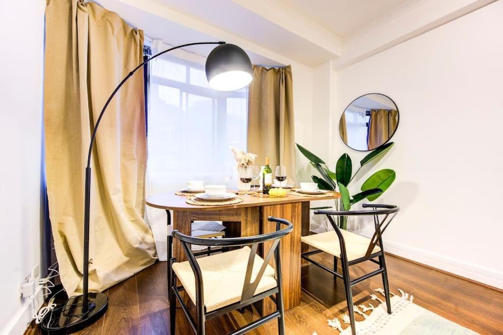 Hyde Park Apartment