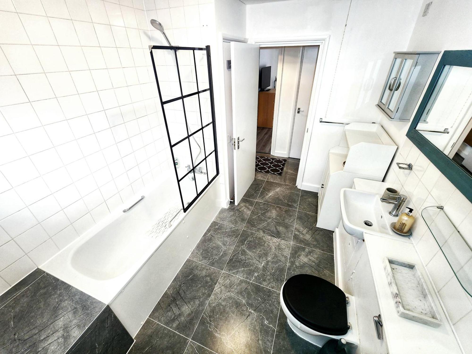 Brand New Flat - Canary Wharf * Londres