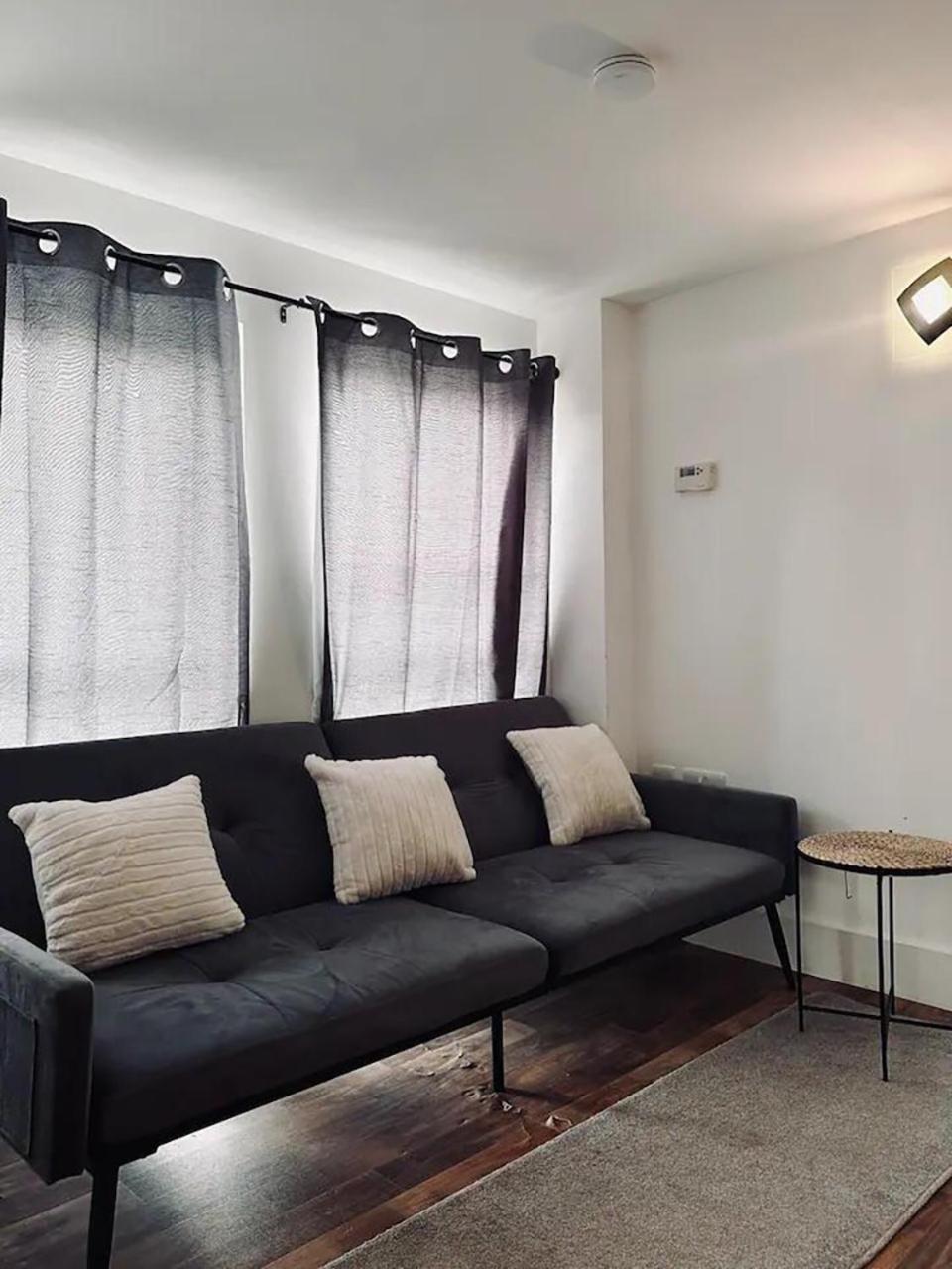 Apartment 15 Percent Off Monthly -2bed Netflix Wi-fi