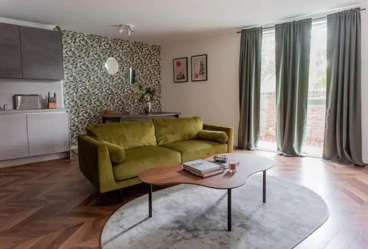 Apartamento Deluxe 3 Bedrooms Modern Flat In Stratford Londres