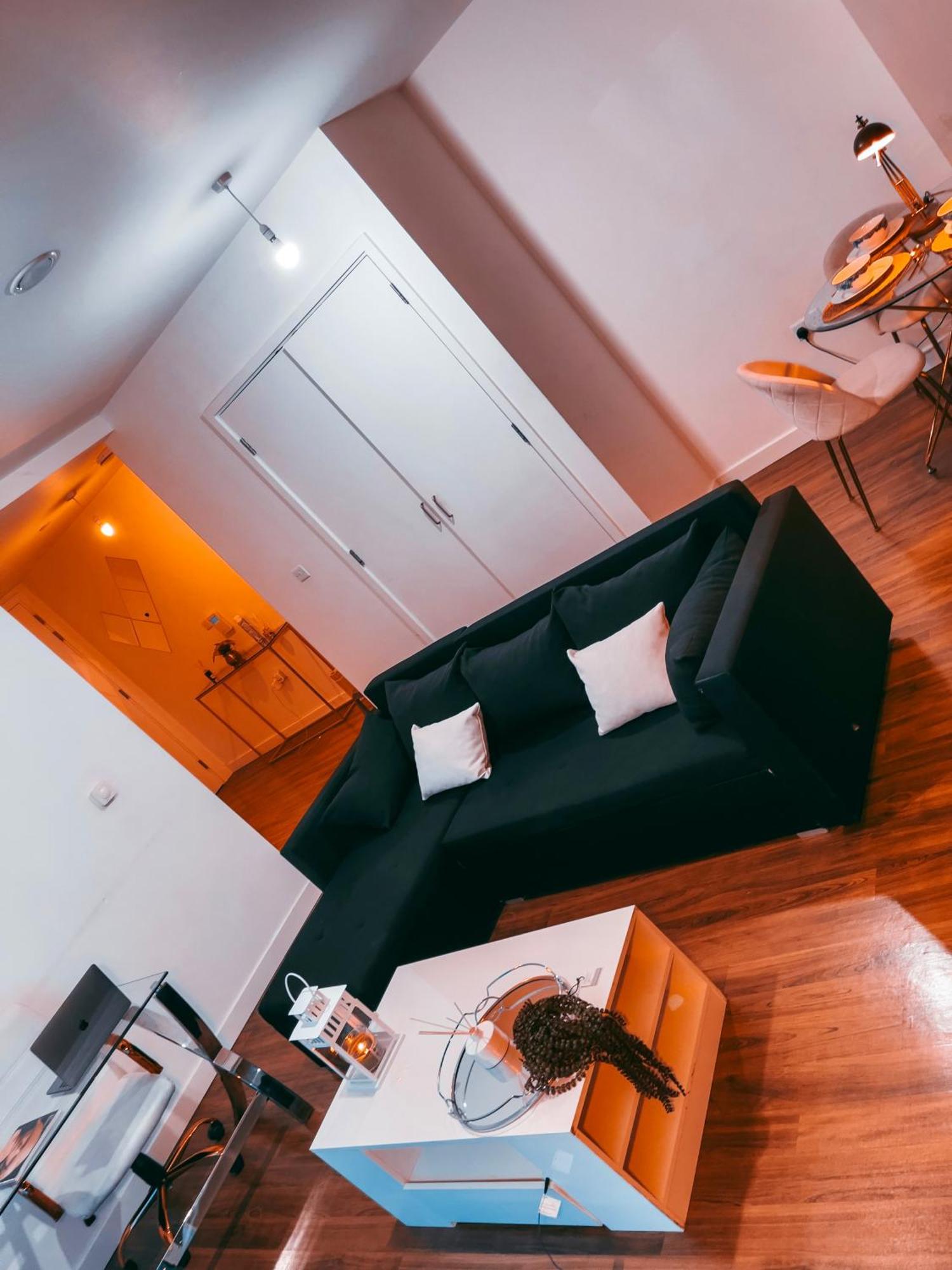 02 Arena View Apartment