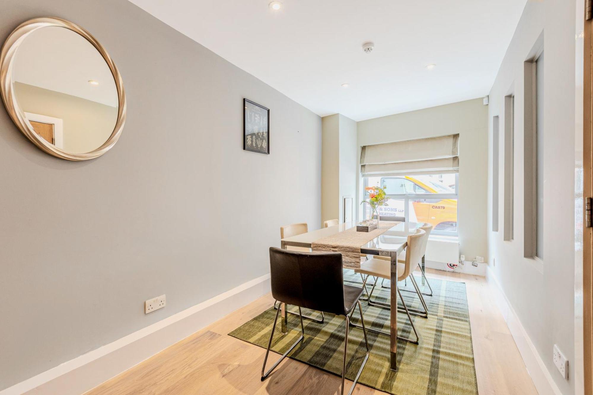 Holiday home Fantastic Multilevel 3br, Vibrant Angel, 5min Tube London