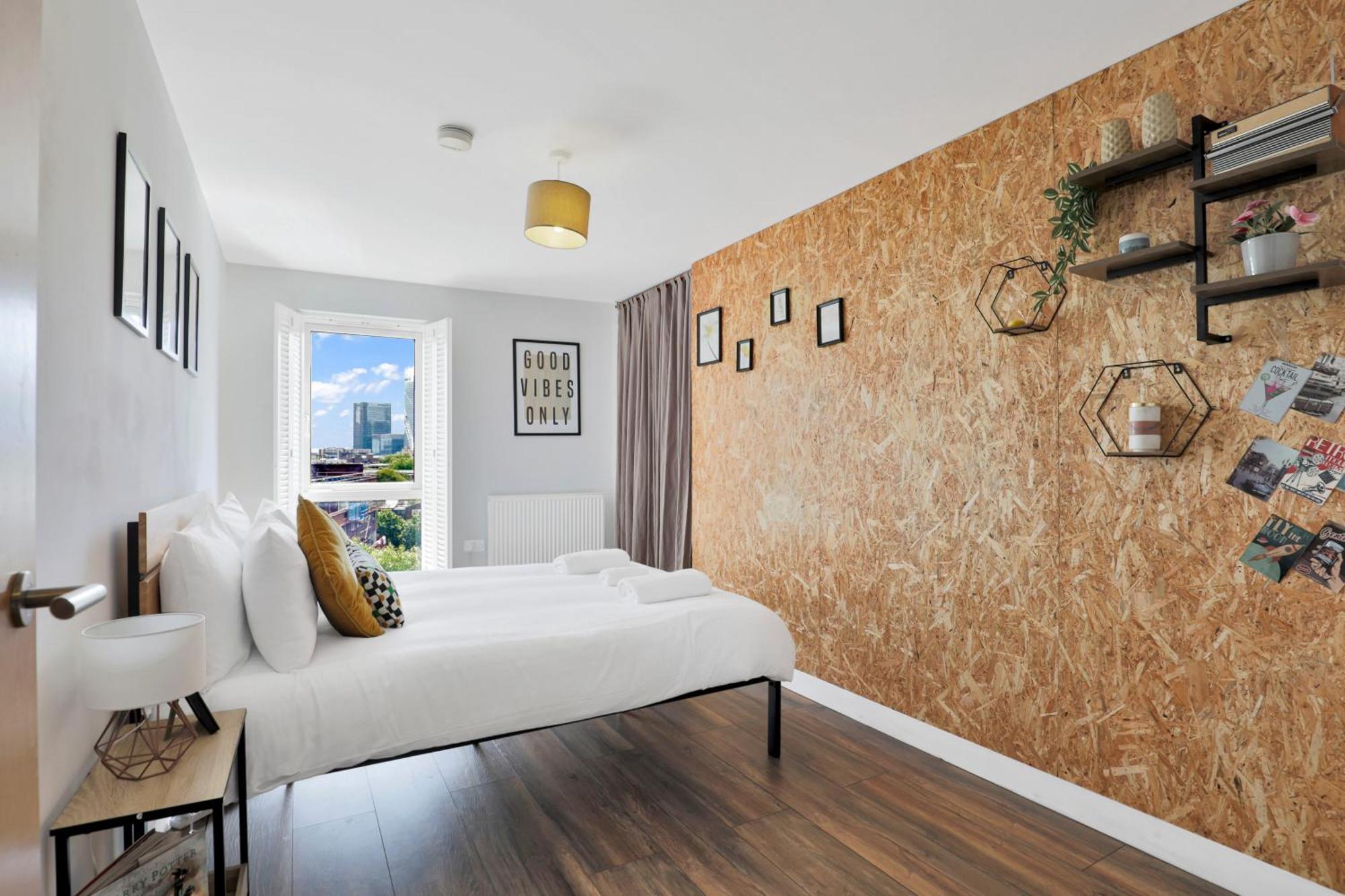 Canal-side 2bedroom With Balcony - 5min To Canary Wharf Leilighet *