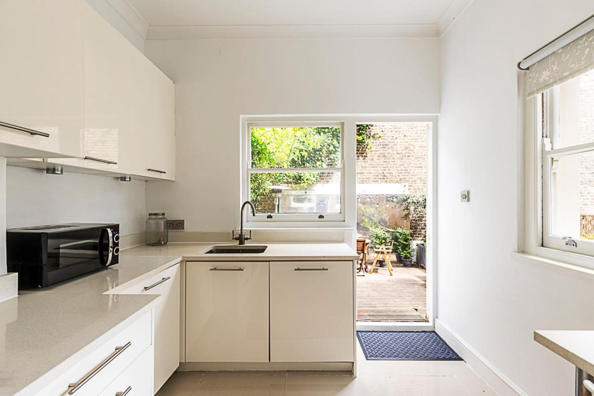 Apartment Bright Near Little Venice