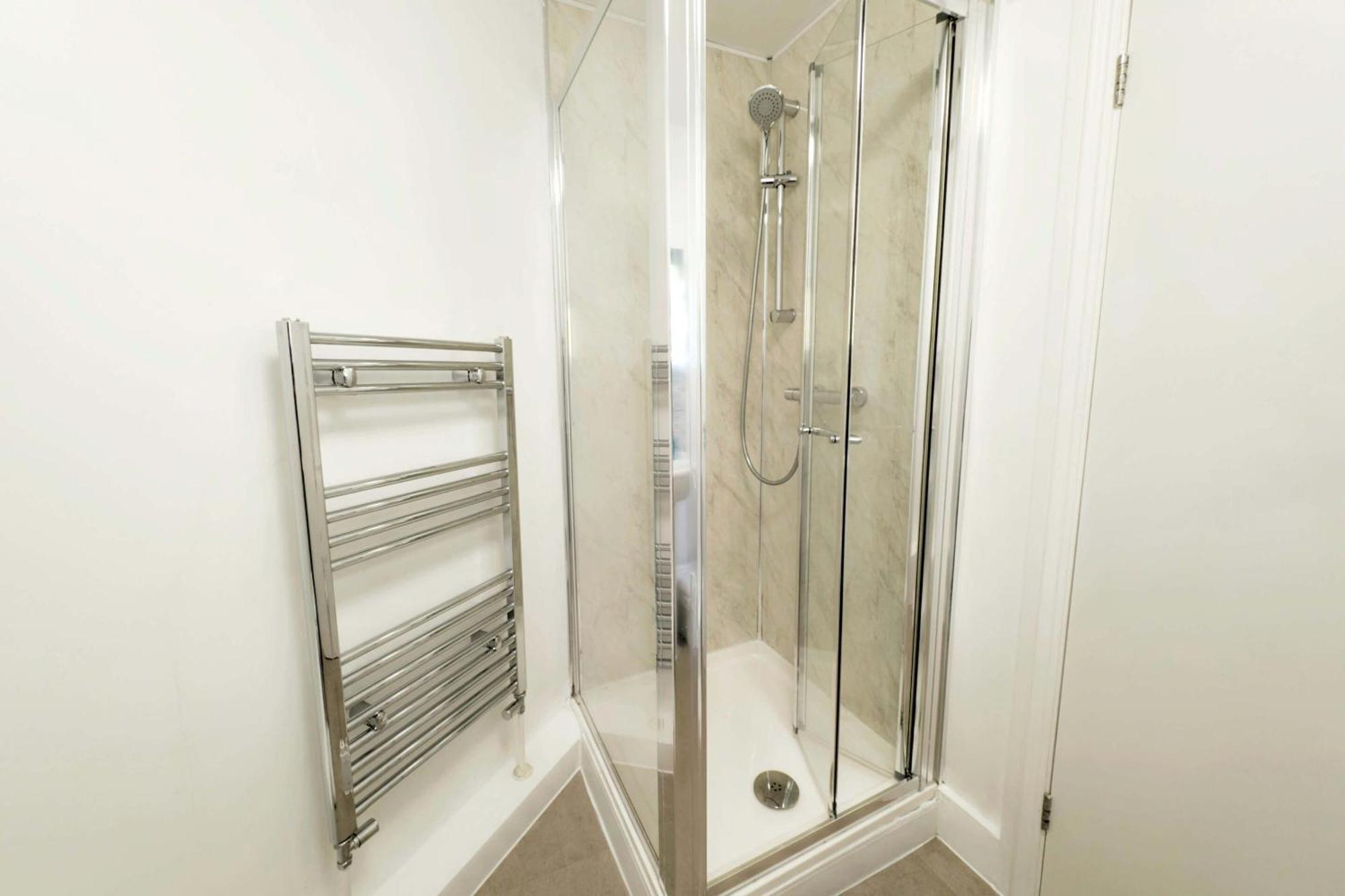 The W7 3* Londen