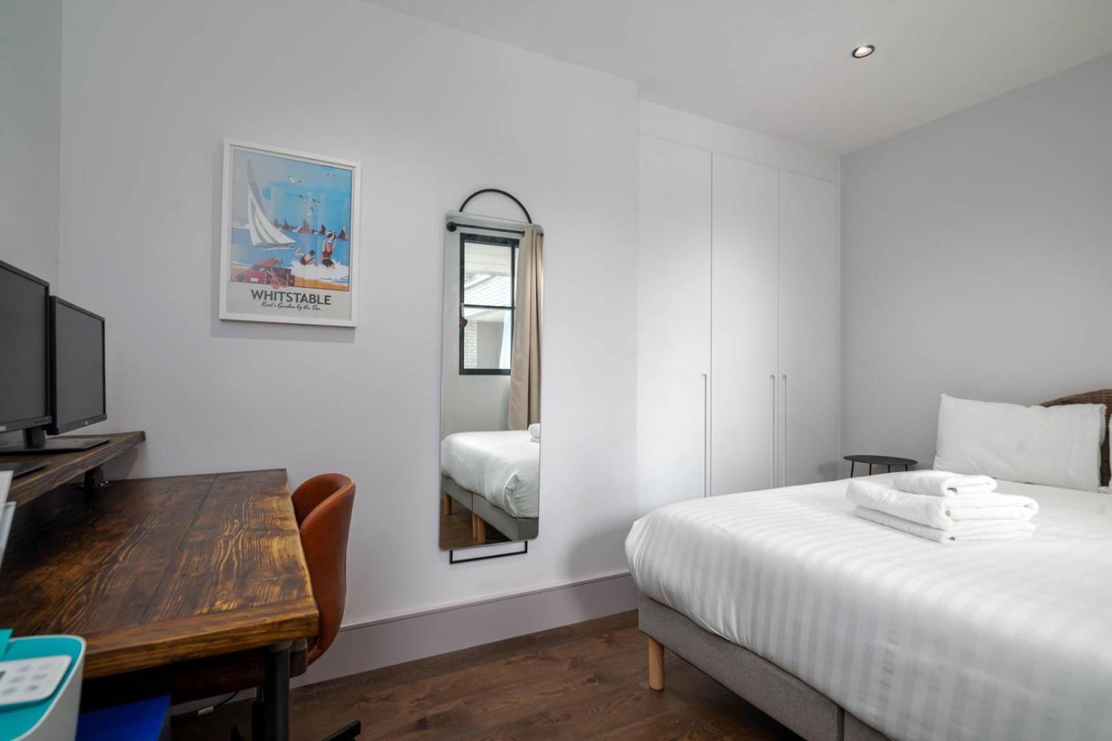Guestready - Industrial Flat Near Shoreditch Park Apartment London