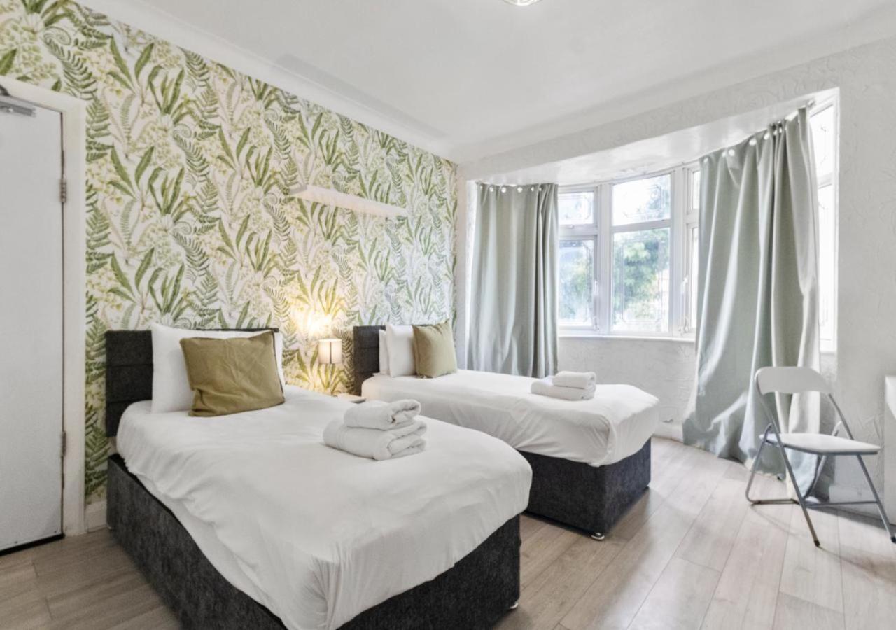 Downshill Way Lovely 4 Bedroom In Apartamento
