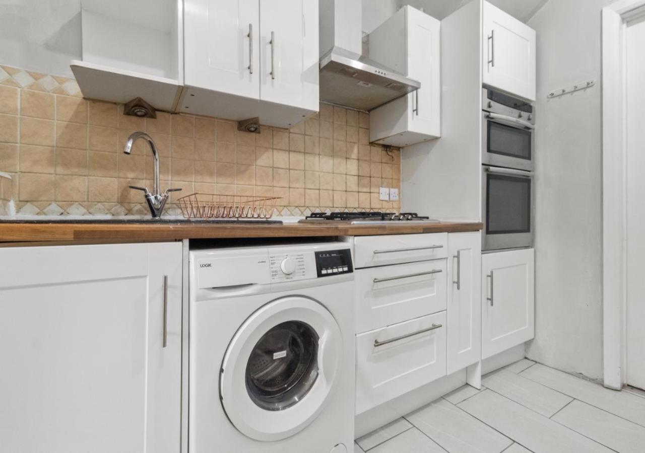 Downshill Way Lovely 4 Bedroom In Apartamento